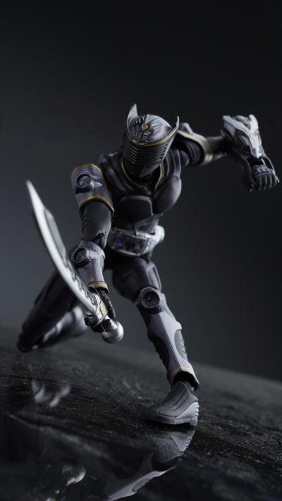 S.H.Figuarts    假面骑士龙牙