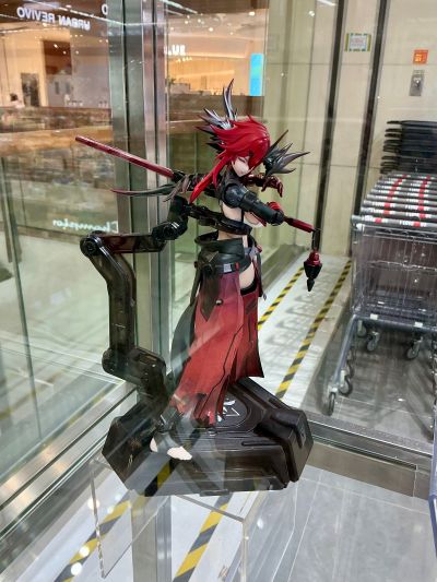 「狼犬部队 突击型·渡鸦」 1/9  包胶可动手办