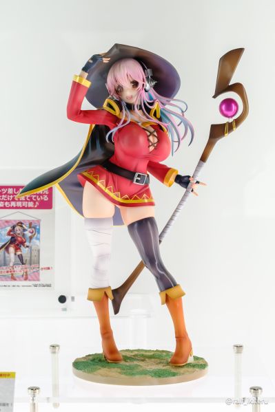 超级索尼子 惠惠服装