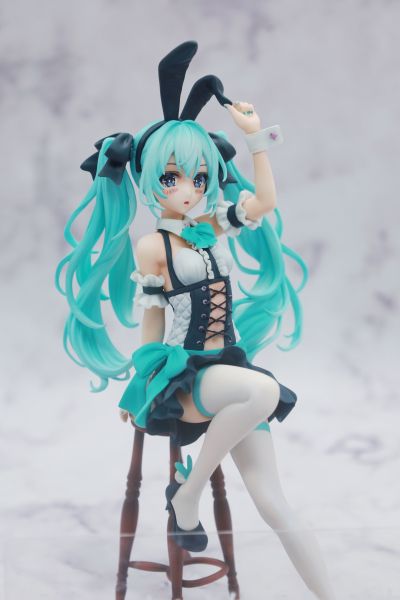 初音未来系列 BiCute Bunnies玩具人偶 -初音未来  粉色珠光眨眼款-