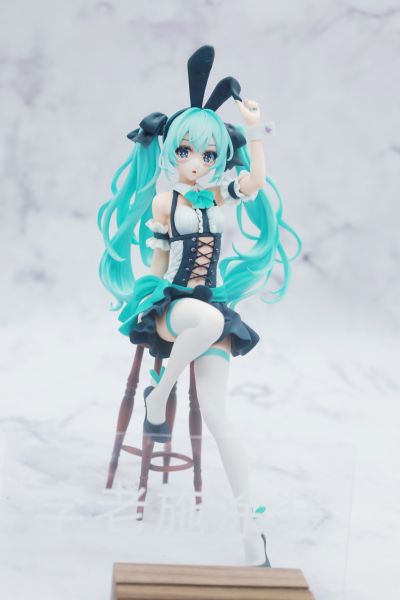 初音未来系列 BiCute Bunnies玩具人偶 -初音未来  粉色珠光眨眼款-