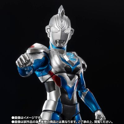 S.H.Figuarts 泽塔奥特曼 原始形态 特别配色版
