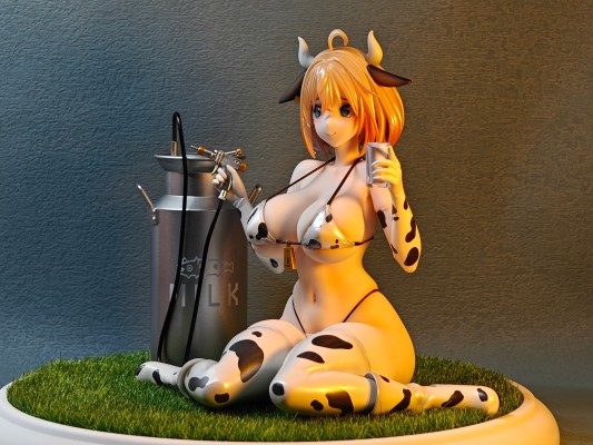 兔女郎服装计划 索菲亚· F· 希琳 奶牛纹比基尼