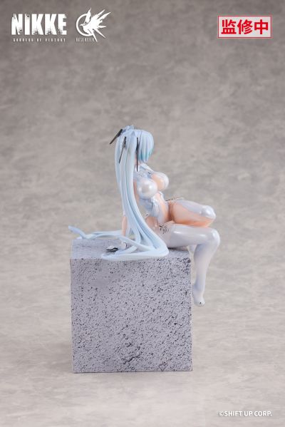 胜利女神：新的希望 灰姑娘