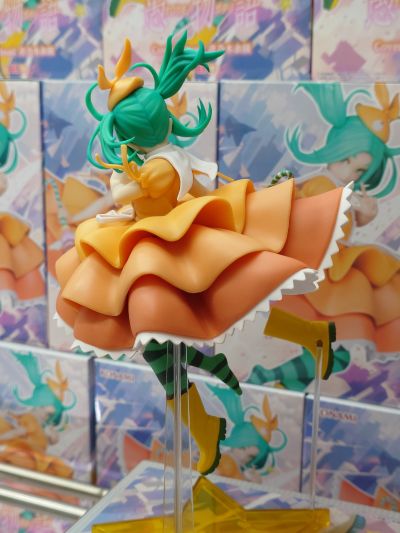 Cover Visual  物语系列『愚物语』斧乃木余接