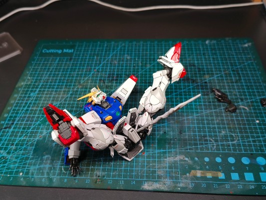 RG 1/144 闪光高达