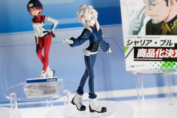 Lucrea Light  机动战士高达跨时之战 杜·村雨 驾驶服版