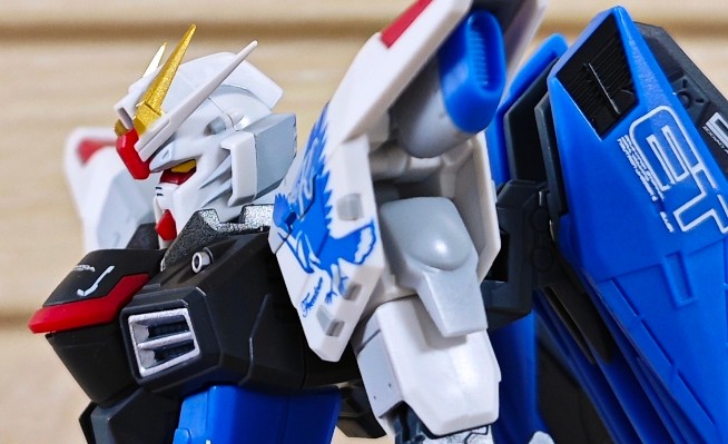 ROBOT魂 ＜机动战士系列＞ ZGMF-X10A 自由高达 GCP版 三周年纪念配色