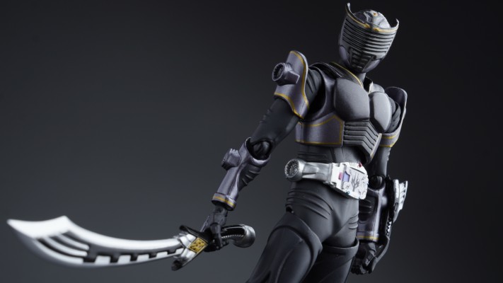 S.H.Figuarts    假面骑士龙牙