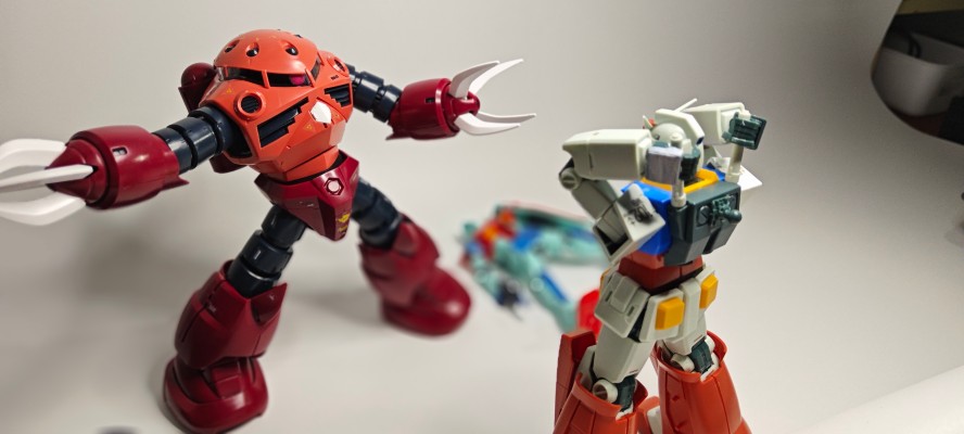 MG 1/100 高达基地专属商品 RX-78-2 高达（完美高达造型）〔动画配色〕