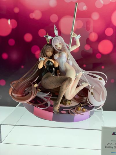 诺亚尔 与 布兰儿 兔女郎 X 777