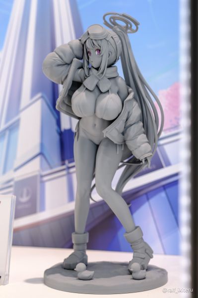 和泉元影美（泳装）