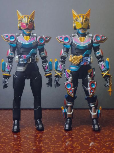 S.H.Figuarts 假面骑士娜猫 火旺节拍形态