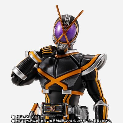 S.H.Figuarts（真骨雕制法）  假面骑士凯撒