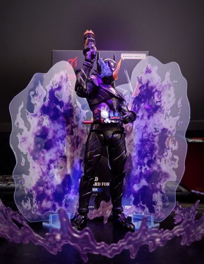 S.H.Figuarts 假面骑士创骑 兔子坦克危险形态 平成世代版