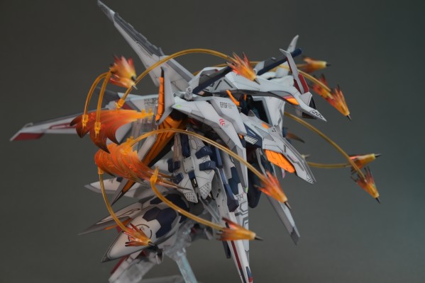 ROBOT魂  机动战士高达 闪光的哈萨维 RX-104FF 佩涅罗佩