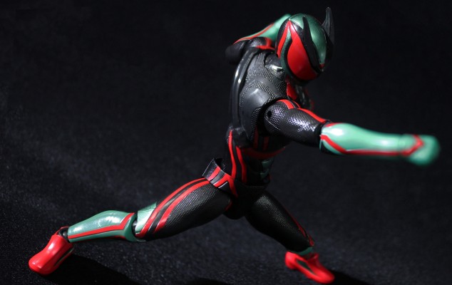 S.H.Figuarts 假面骑士ZZZ 肌体冲击