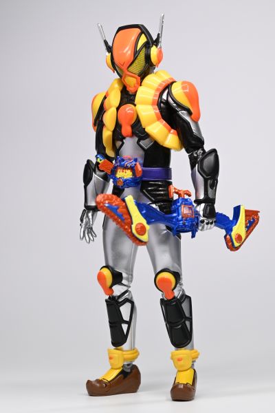 S.H.Figuarts 假面骑士布拉姆 布丁特装