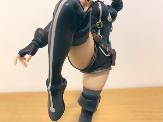 叹气的亡灵想隐退 蒂诺·薛德