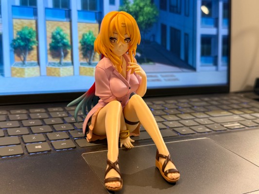 拔作岛动画版 小坐系列奖品人偶 “片桐奈奈濑”