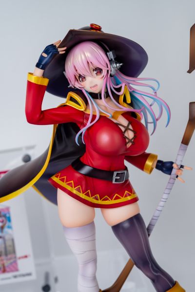 超级索尼子 惠惠服装