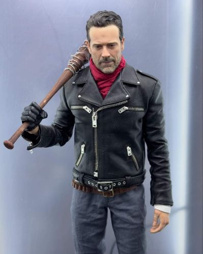 《行尸走肉》第八季-尼根·史密斯1/6收藏级可动人偶