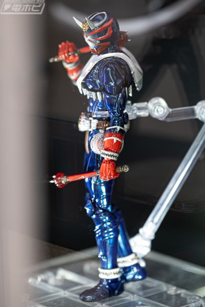 S.H.Figuarts（真骨雕制法） 假面骑士响鬼 20周年纪念版