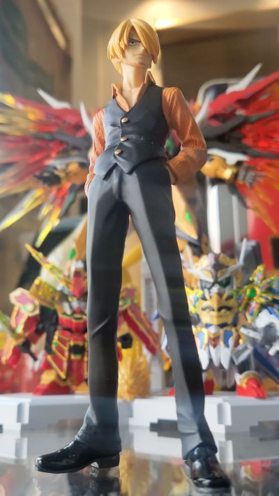 FiguartsZERO 海贼王 山治 Battle ver. 