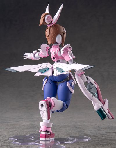 机械新人类 兰子