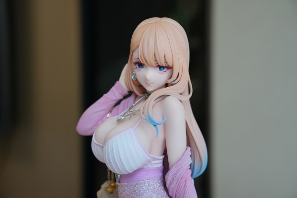 礼服系列第二弹：冬山朝子 家庭教师 芳香体 1/6 手办