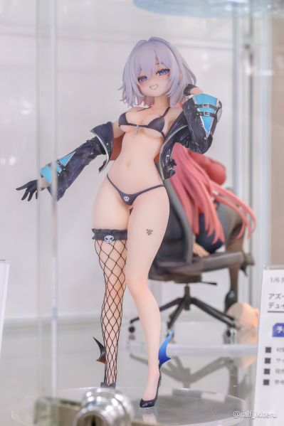 碧蓝航线 亚德（阿黛尔） 魔女的心跳魔法