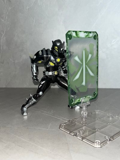 铠甲勇士形刻系列第十二作   黑犀侠