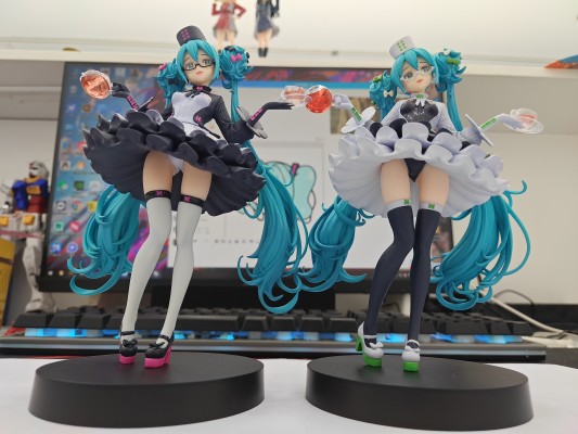 POP UP PARADE 初音未来 眼镜×咖啡厅