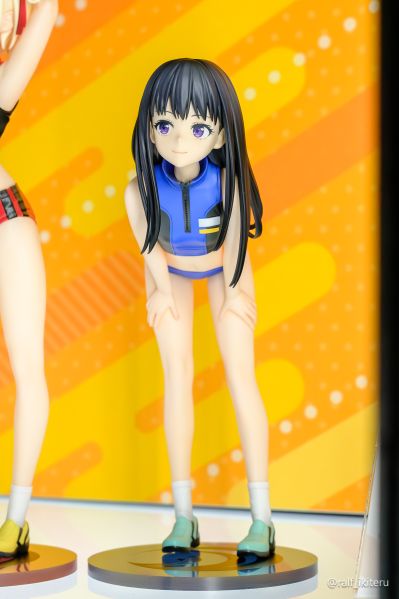 莉可丽丝 井上泷奈 运动服