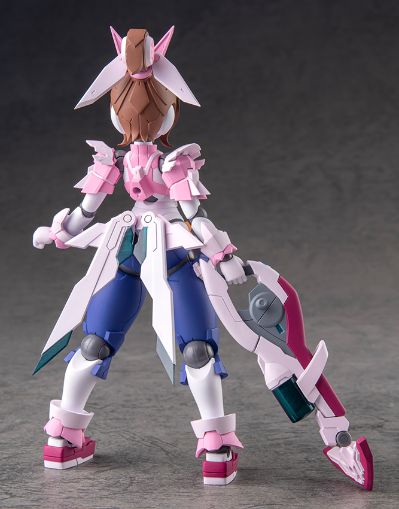 机械新人类 兰子