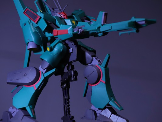 HGUC #173 机动战士高达ZZ AMX-014 飙狼