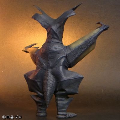 大怪兽系列 「基耶龙星兽 夜色版」少年RIC限定商品