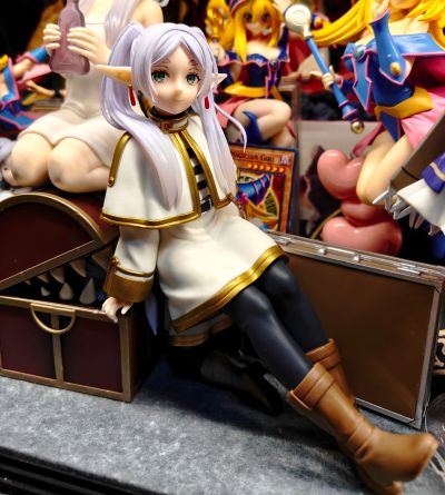 小坐系列  葬送的芙莉莲  芙莉莲 ～不小心变成竖卷发了～