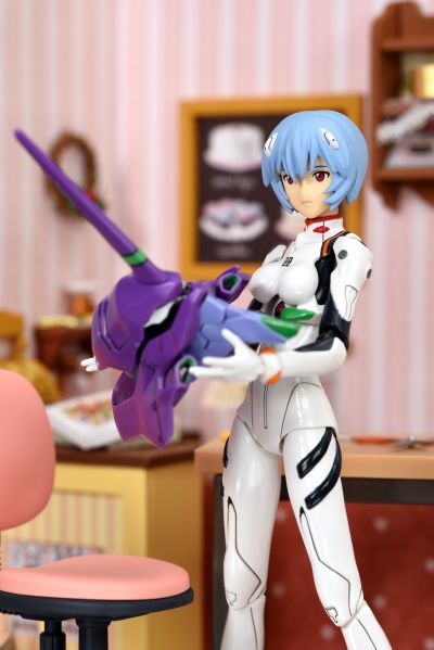 figma #91 EVA新剧场版 绫波丽 プラグスーツver. 