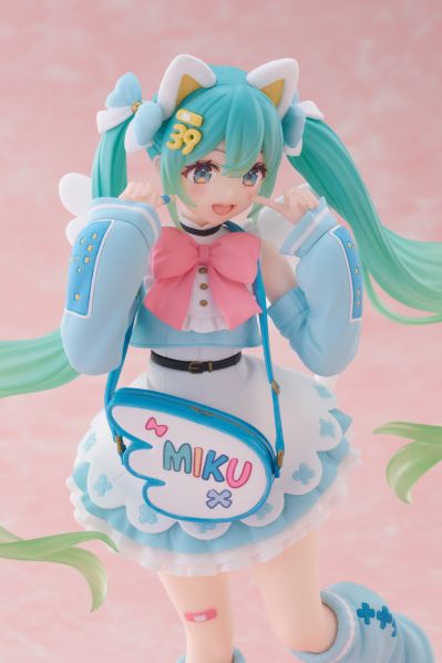 Fashion 初音未来 华丽幻想时装
