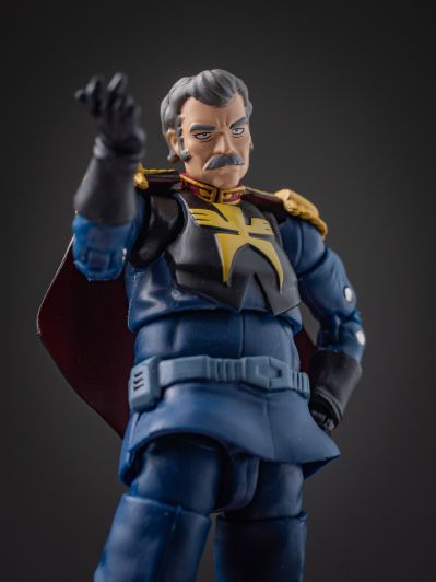 G.M.G系列收藏03 机动战士高达 吉恩公国军 兰巴·拉尔