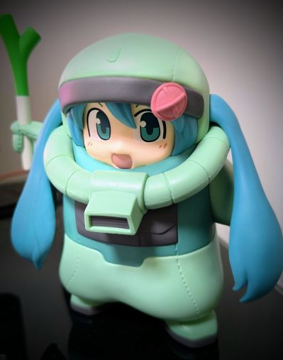 高达45周年×初音未来 夏亚扎古谷努咪 [初音未来版]