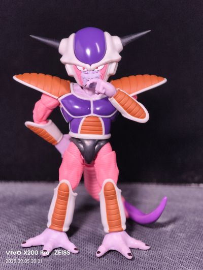 S.H.Figuarts  弗利萨 第一形态 ＆ 弗利萨飞船