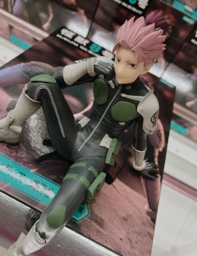 怪兽8号 压泡面人偶ー鸣海弦ー