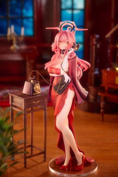 蔚蓝档案 礼服爱露