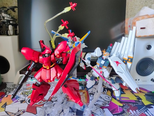 HGUC 1/144 	机动战士高达 逆袭的夏亚  MSN-04 沙扎比