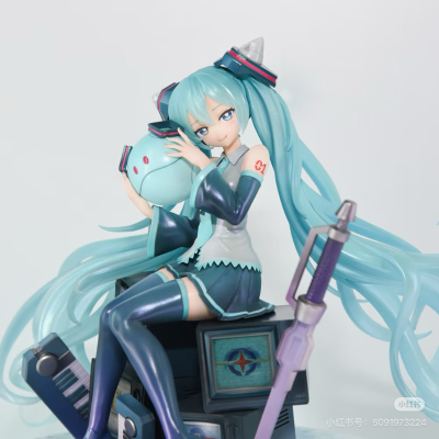 Lucrea 高达45周年联名初音未来 初音未来×高达00