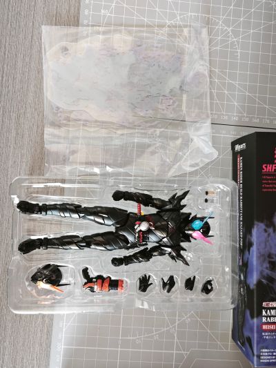 S.H.Figuarts 假面骑士创骑 兔子坦克危险形态 平成世代版