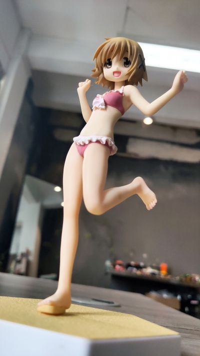 BEACH QUEENS 向阳素描×蜂窝 ゆの