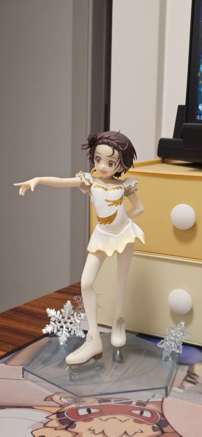 Luminasta 金牌得主 结束祈